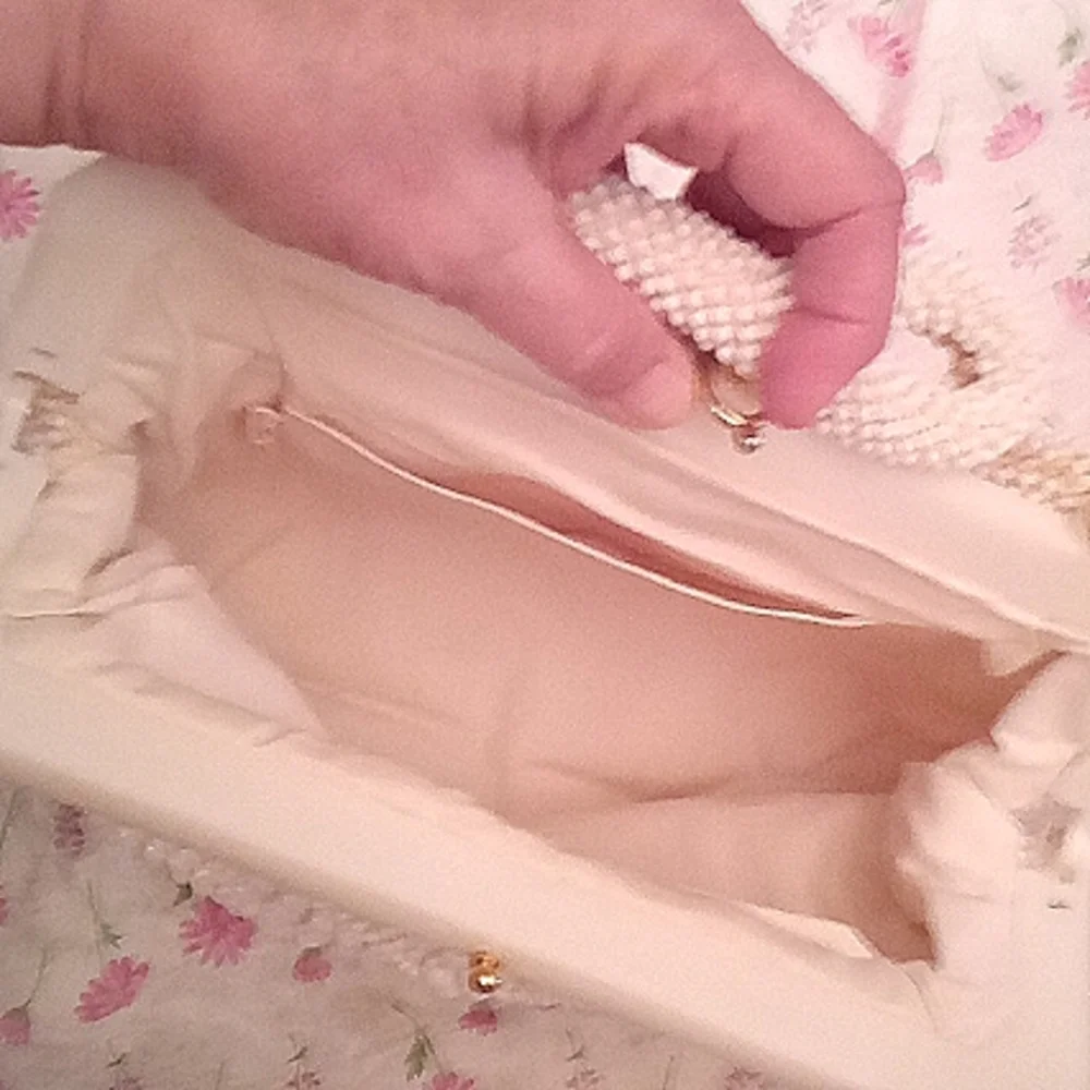 Vintage 1950's Pearl Beaded White  Hand Bag! Rare! - Picture 6 of 9